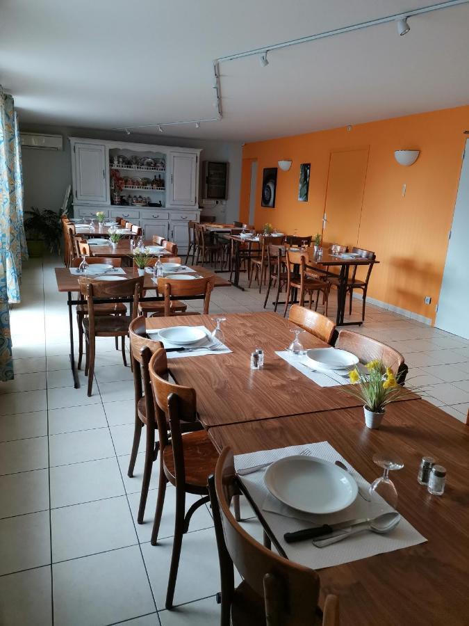 Hotel Bar Des Arenes Pontonx-sur-l'Adour Ngoại thất bức ảnh